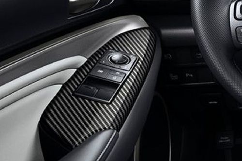 Lexus RC F Drivers Side In Side Door Controls