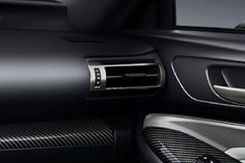 RC F Front Side Ac Vents