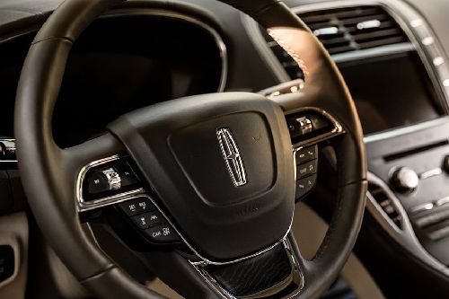 Lincoln Nautilus (2020-2021) Multi Function Steering