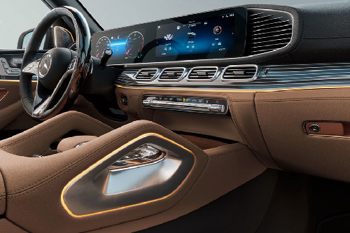 GLS-Class Center Console