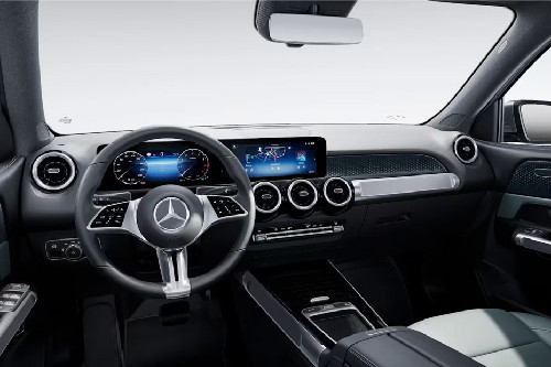 Dashboard View of GLB-Class