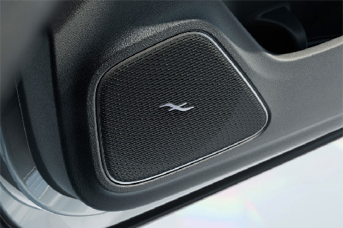 Speakers View of Mercedes-Benz CLA-Class
