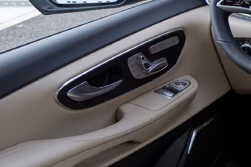 Mercedes-Benz V-Class Drivers Side In Side Door Controls