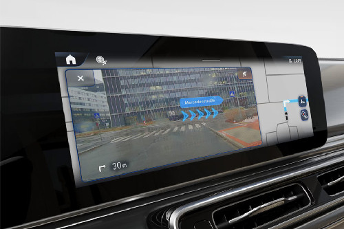 V-Class Parking Assist
