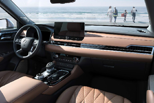 Dashboard View of Outlander