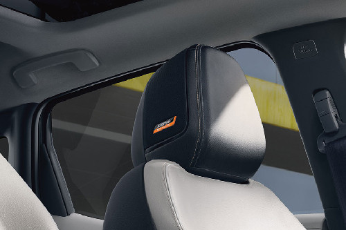 Kicks Front Seat Headrest