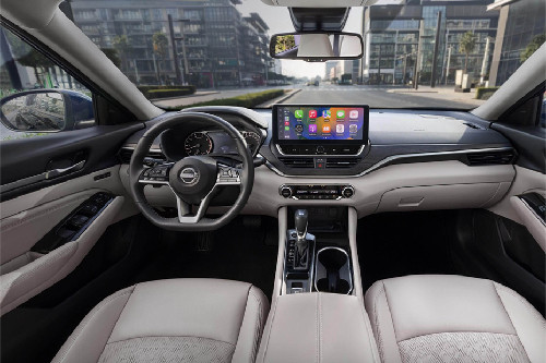 Dashboard View of Altima