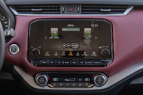 Front AC Controls of Nissan X-terra