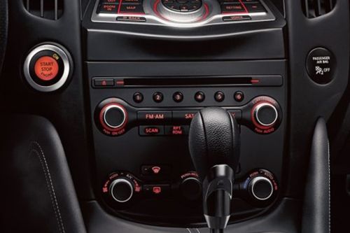 Stereo View of 370Z Coupe