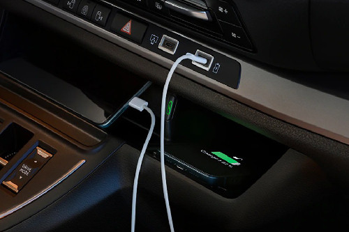 Power Accessories Outlet View of Peugeot Traveller