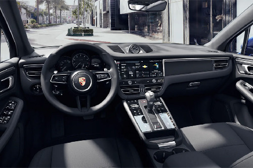 Dashboard View of Macan