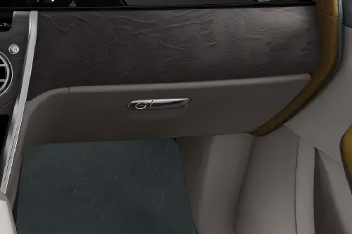 Rolls Royce Cullinan Glove Box