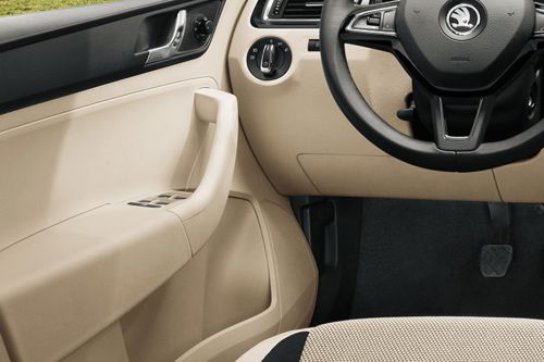 Skoda Rapid Drivers Side In Side Door Controls