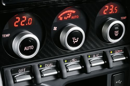 Front AC Controls of Subaru BRZ (2013-2021)