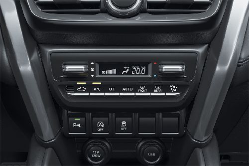 Front AC Controls of Suzuki Grand Vitara
