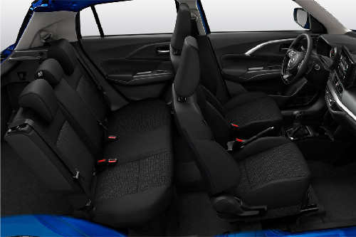 Suzuki Swift Front And Rear Seats Together