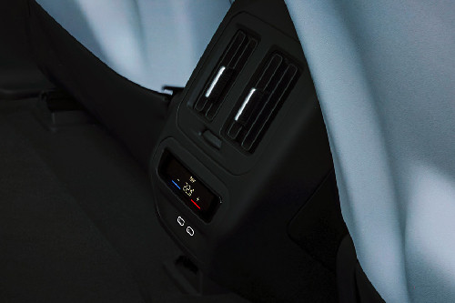 i3 Rear AC Controls
