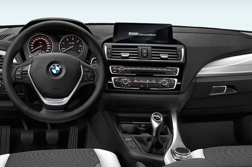 Dashboard View of 1 Series 5 Door