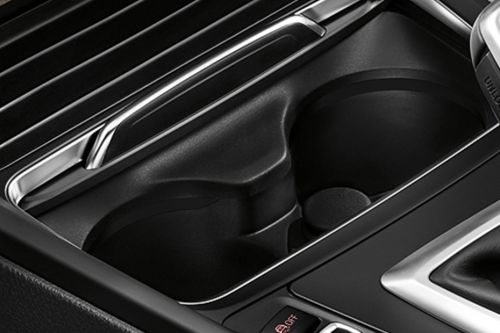 3 Series Sedan Cup Holders