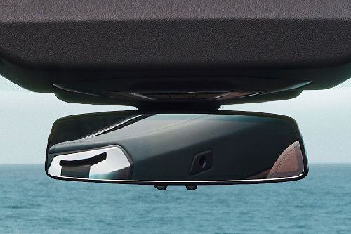 4 Series Convertible Courtesy Lamps