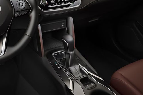 Toyota Corolla Cross Hybrid Gear Shifter