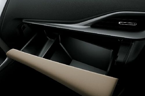 Toyota Yaris Hatchback Glove Box