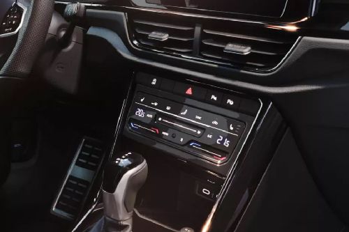 Front AC Controls of Volkswagen T-Roc