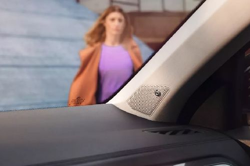 Speakers View of Volkswagen T-Roc