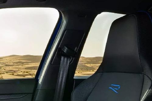 Golf R Front Seat Headrest