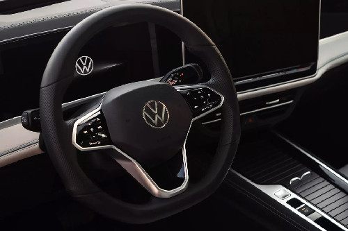 Volkswagen Passat Steering Wheel