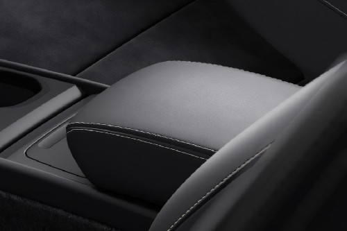 XC40 Front Center Divider