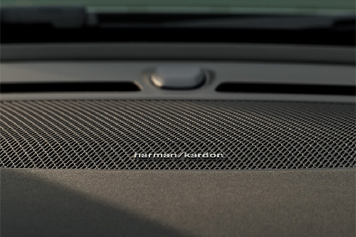 Speakers View of Volvo XC40