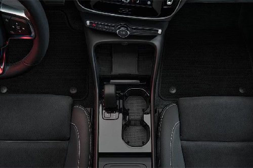 C40 Recharge Front Center Divider
