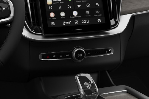 Front AC Controls of Volvo XC90