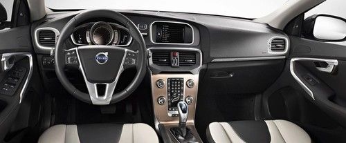 Dashboard View of V40 Cross Country