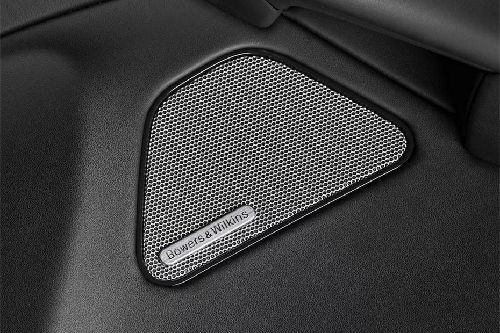 Speakers View of Maserati Levante