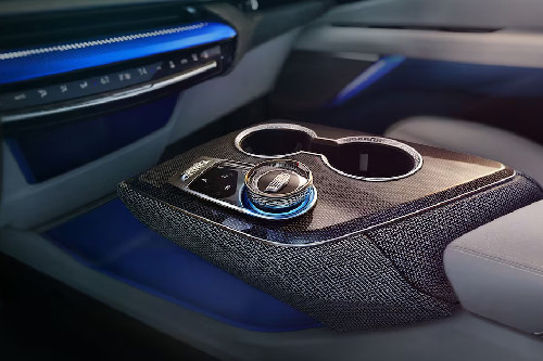 Center Controls of Cadillac Optiq