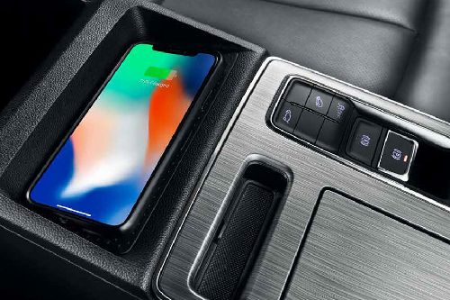 Power Accessories Outlet View of MG RX5