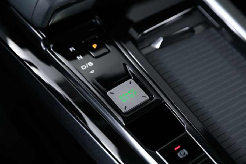 Center Controls of MG One