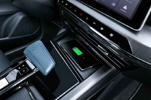 Power Accessories Outlet View of MG One