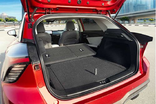 Folding Seats of MG 4