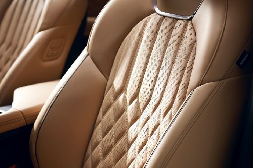 G70 Front Seats