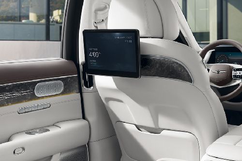Rear Seat Entertainment of Genesis G90