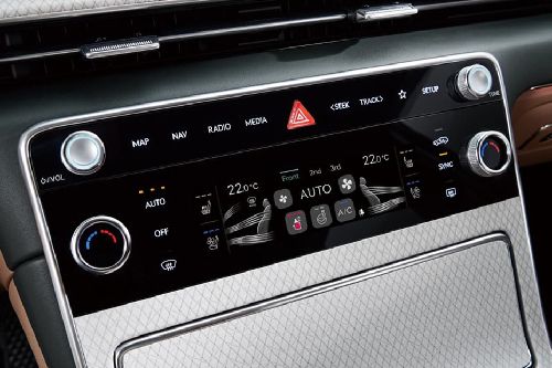 Front AC Controls of Genesis GV80