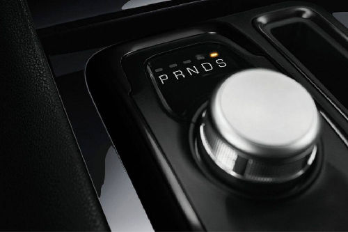 Center Controls of Chrysler 300