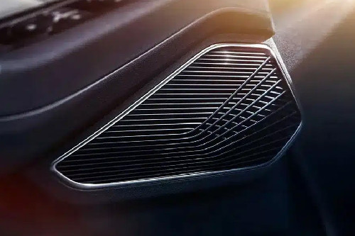 Speakers View of Geely Emgrand