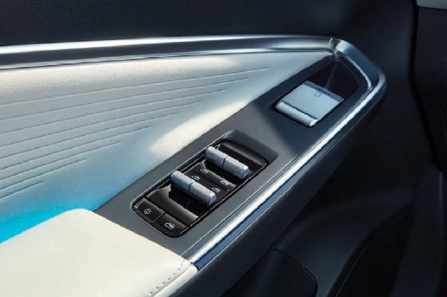 Geely Cityray Drivers Side In Side Door Controls